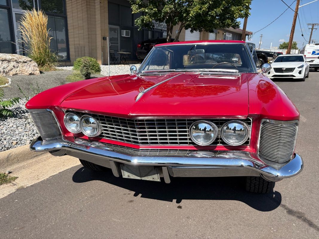 Buick-Rivera-1964-32
