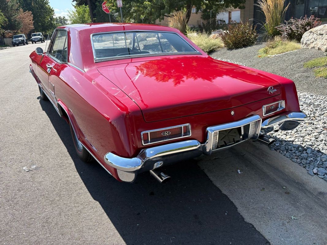 Buick-Rivera-1964-37