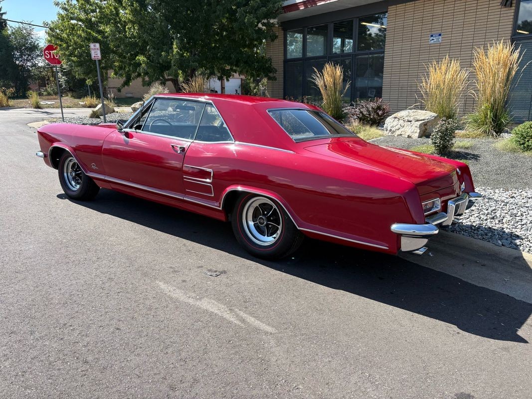 Buick-Rivera-1964-38