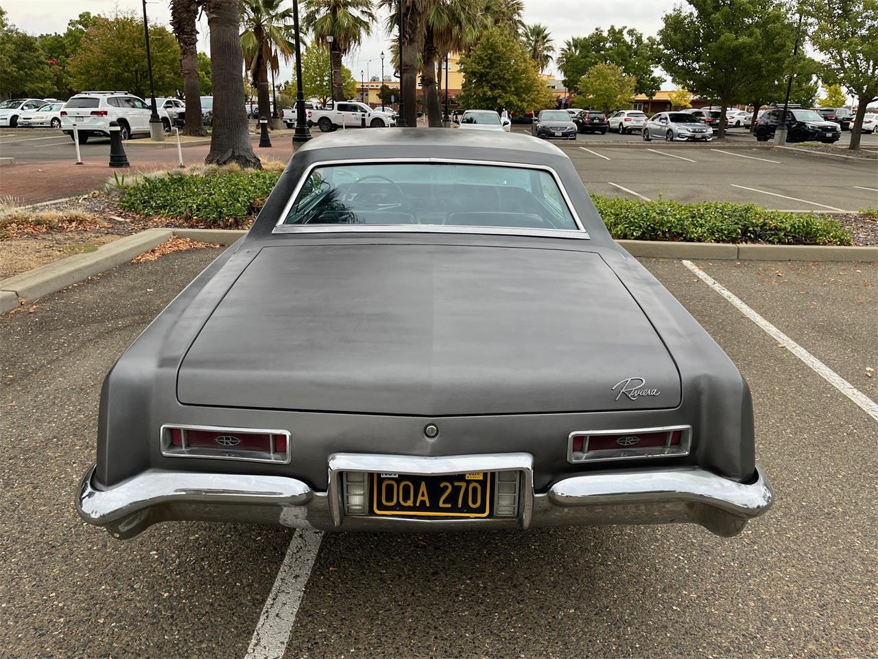 Buick-Riviera-1964-Gray-Black-3