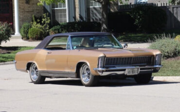 Buick-Riviera-1965-Coupe-34