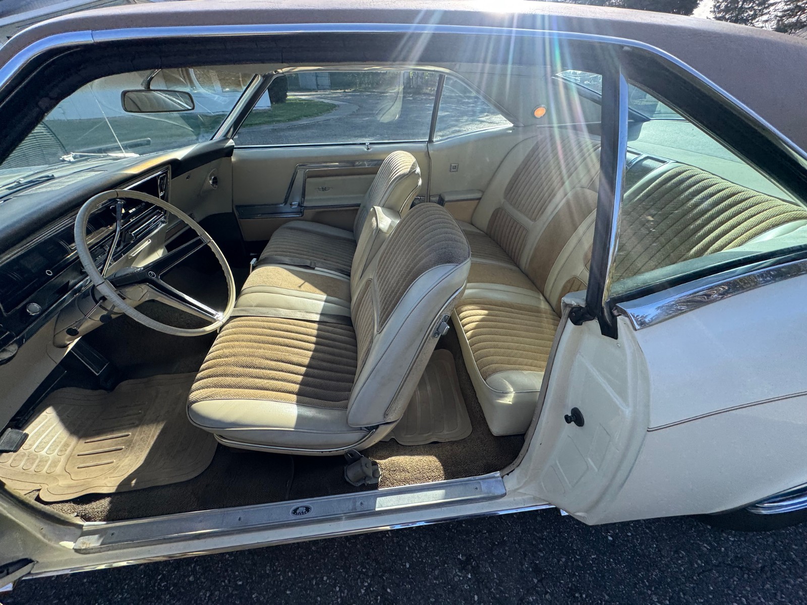 Buick-Riviera-1967-11