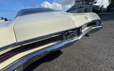 Buick-Riviera-1967-9