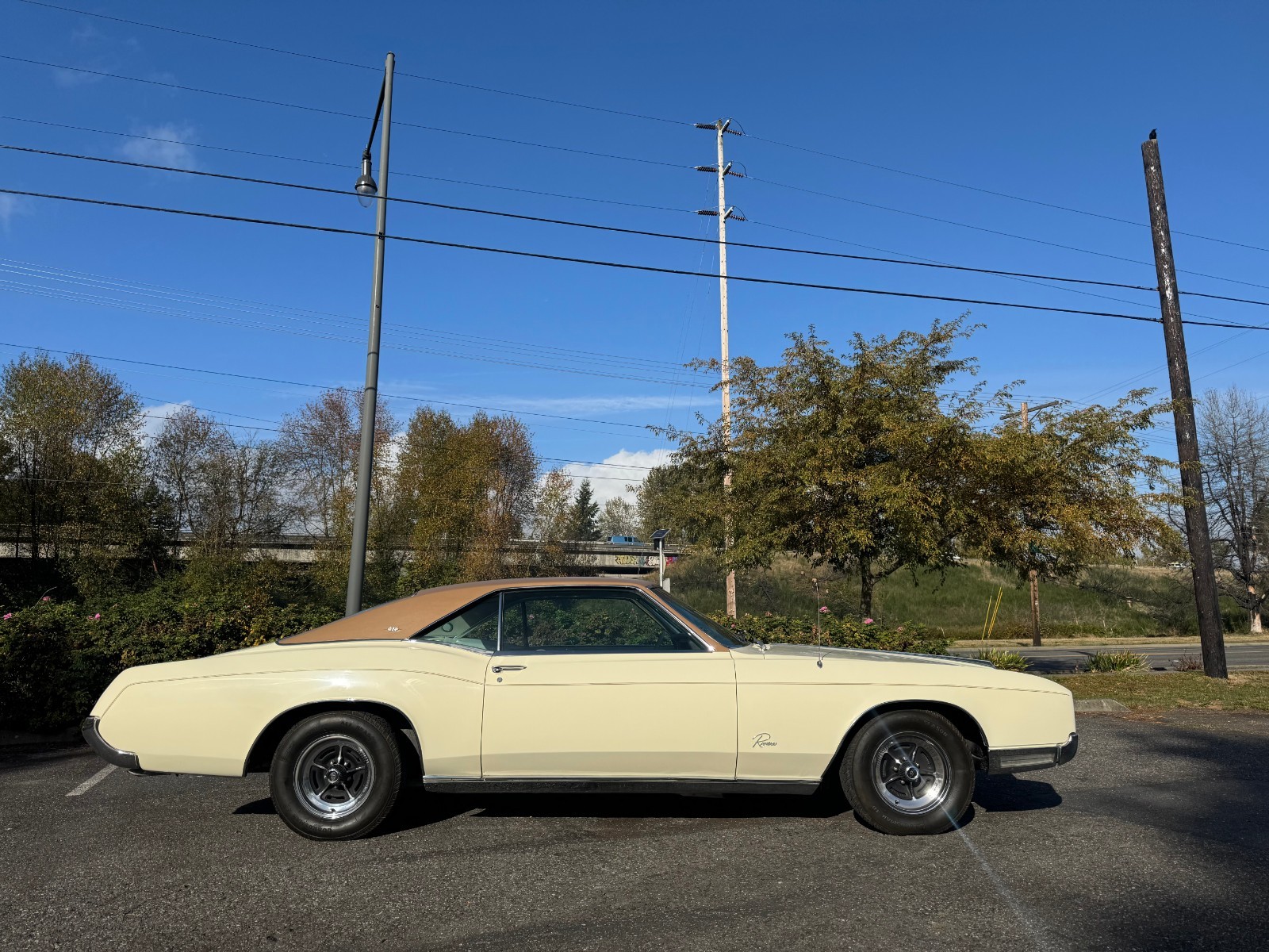 Buick-Riviera-1967