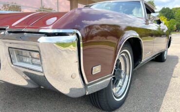 Buick-Riviera-1968-2-door-hardtop-11