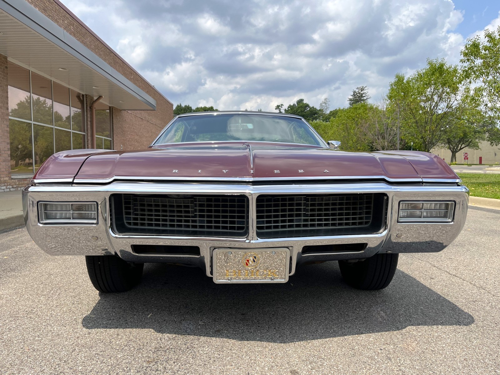 Buick-Riviera-1968-2-door-hardtop-13