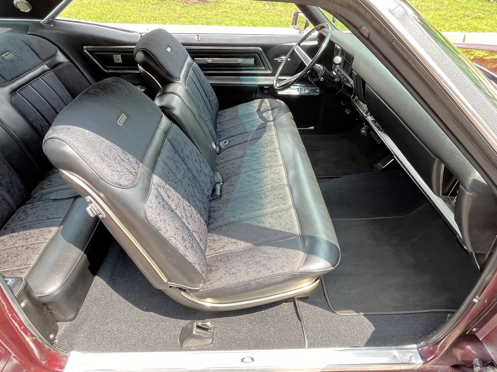 Buick-Riviera-1968-2-door-hardtop-19