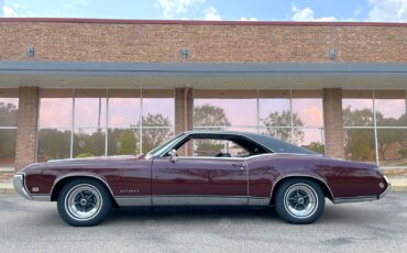 Buick-Riviera-1968-2-door-hardtop-2