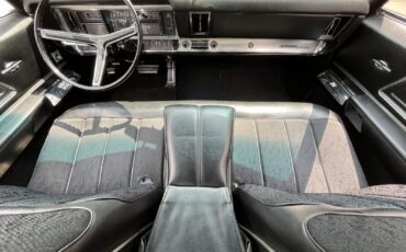Buick-Riviera-1968-2-door-hardtop-22