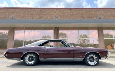 Buick-Riviera-1968-2-door-hardtop-23