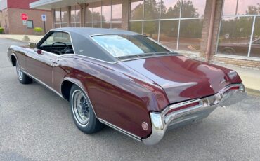 Buick-Riviera-1968-2-door-hardtop-4