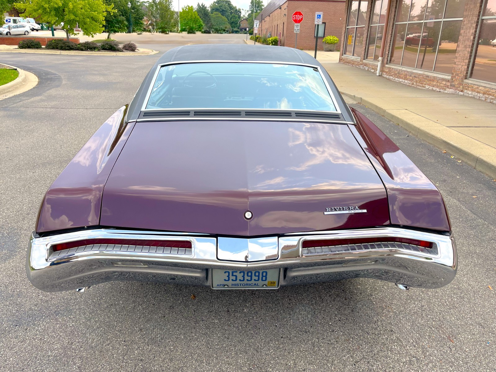 Buick-Riviera-1968-2-door-hardtop-5