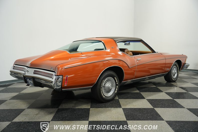 Buick-Riviera-1973-Burnt-Coral-Saddle-1