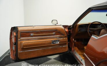 Buick-Riviera-1973-Burnt-Coral-Saddle-10
