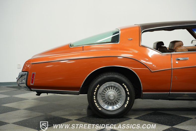 Buick-Riviera-1973-Burnt-Coral-Saddle-3
