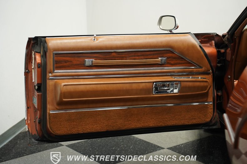 Buick-Riviera-1973-Burnt-Coral-Saddle-37