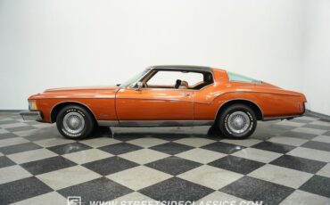 Buick-Riviera-1973-Burnt-Coral-Saddle
