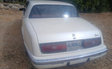 Buick-Riviera-1989-Coupe-3