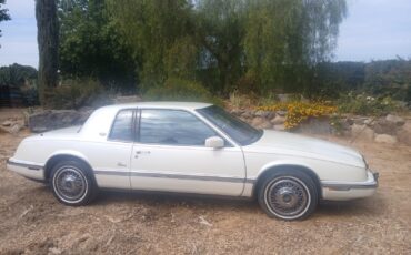 Buick-Riviera-1989-Coupe