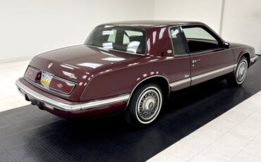 Buick-Riviera-1992-Claret-Red-Red-11