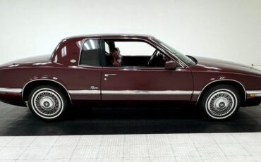 Buick-Riviera-1992-Claret-Red-Red-12
