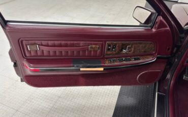 Buick-Riviera-1992-Claret-Red-Red-2