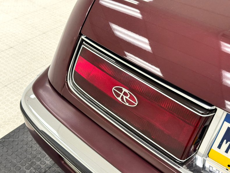 Buick-Riviera-1992-Claret-Red-Red-23