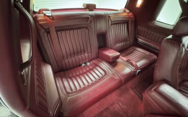 Buick-Riviera-1992-Claret-Red-Red-40