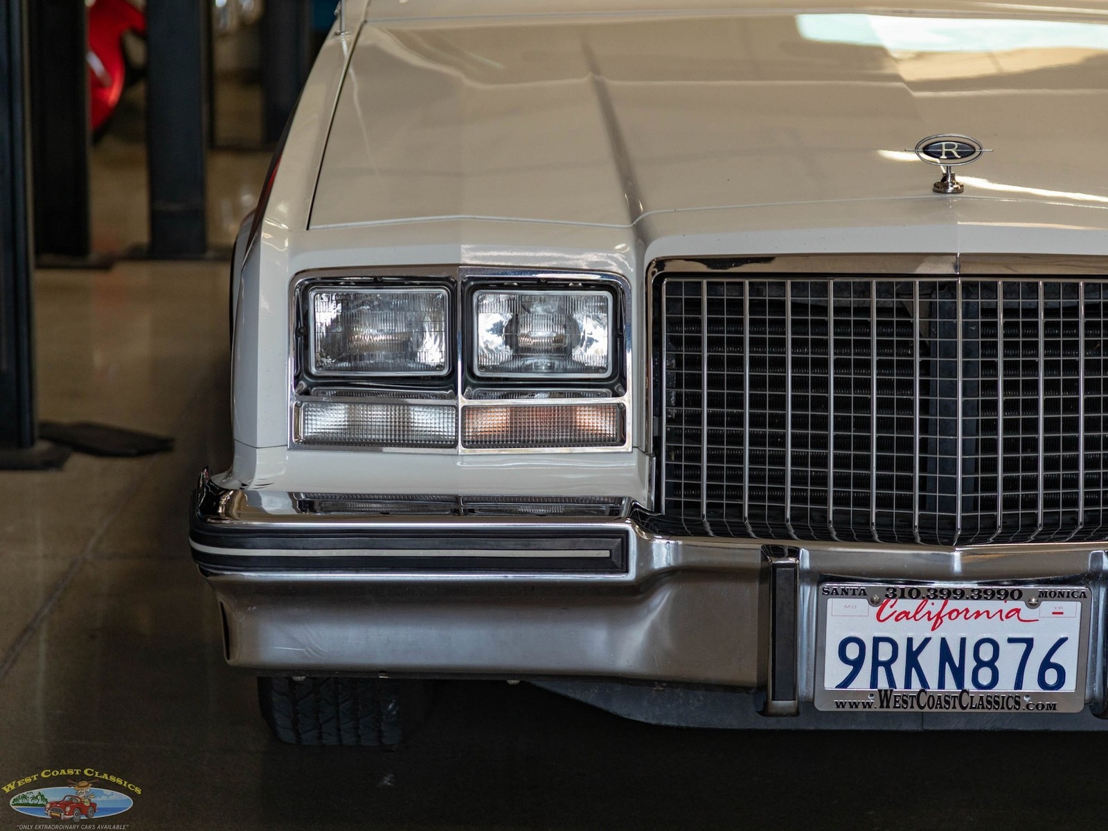 Buick-Riviera-5.0L-V8-Convertible-1983-2-Door-Convertible-14