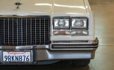 Buick-Riviera-5.0L-V8-Convertible-1983-2-Door-Convertible-16