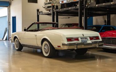 Buick-Riviera-5.0L-V8-Convertible-1983-2-Door-Convertible-21