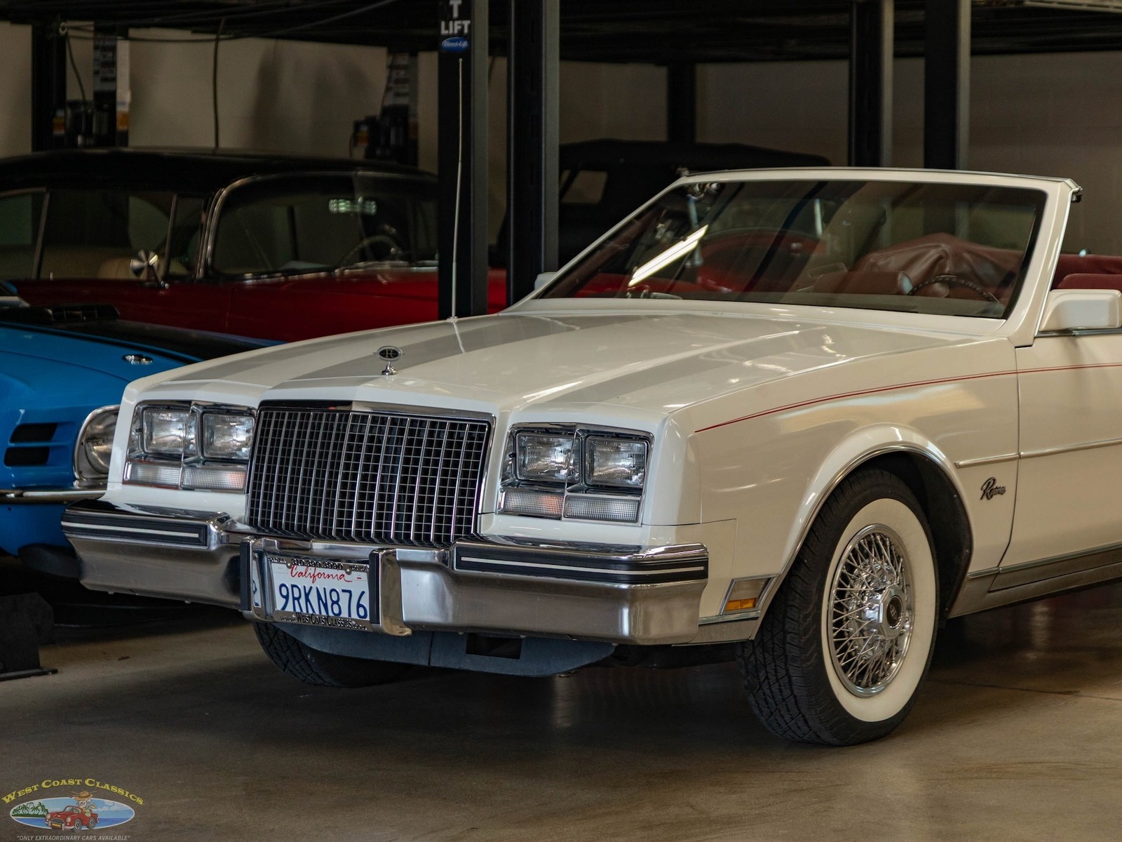 Buick-Riviera-5.0L-V8-Convertible-1983-2-Door-Convertible-8