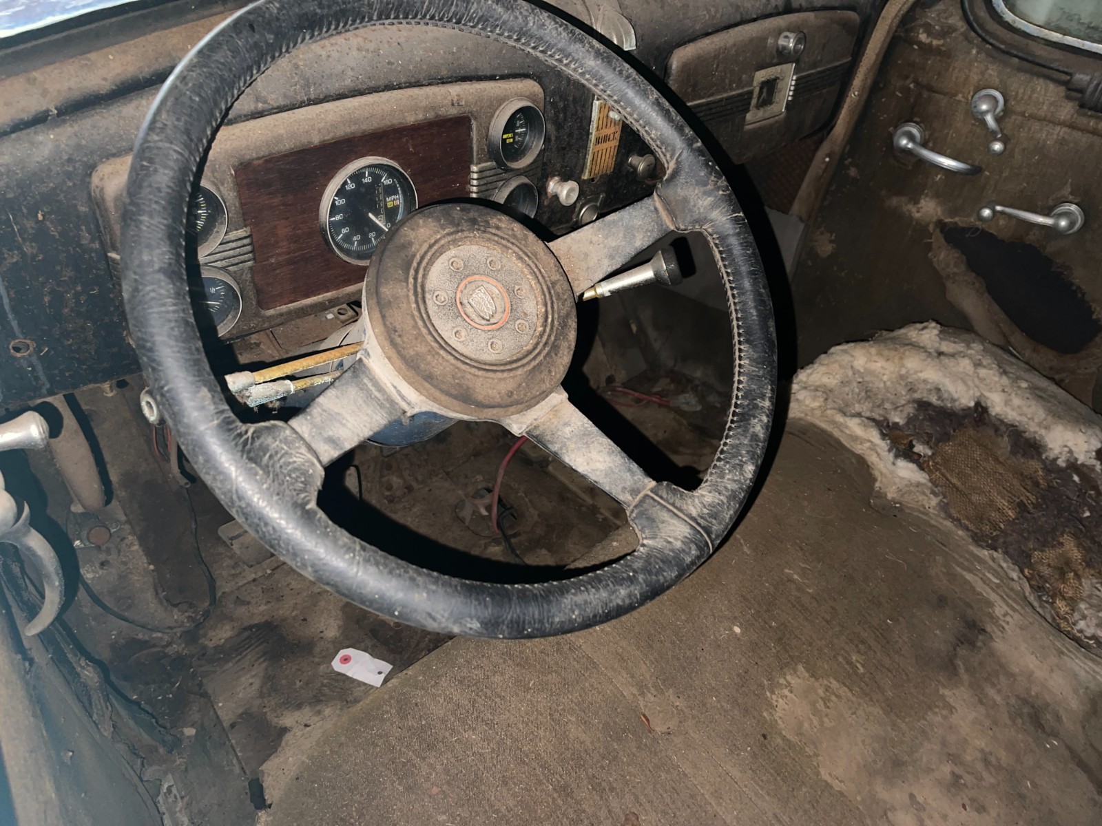 Buick-Roadmaster-1936-Sedan-10
