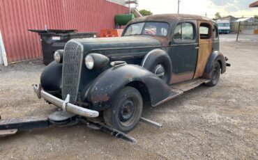 Buick-Roadmaster-1936-Sedan-5