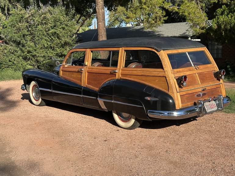 Buick-Roadmaster-1948-Black-And-Wood-Red-And-Wood