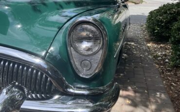 Buick-Roadmaster-1954-2-Tone-White-On-Forest-Green-13