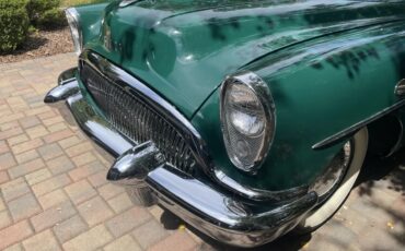 Buick-Roadmaster-1954-2-Tone-White-On-Forest-Green-14