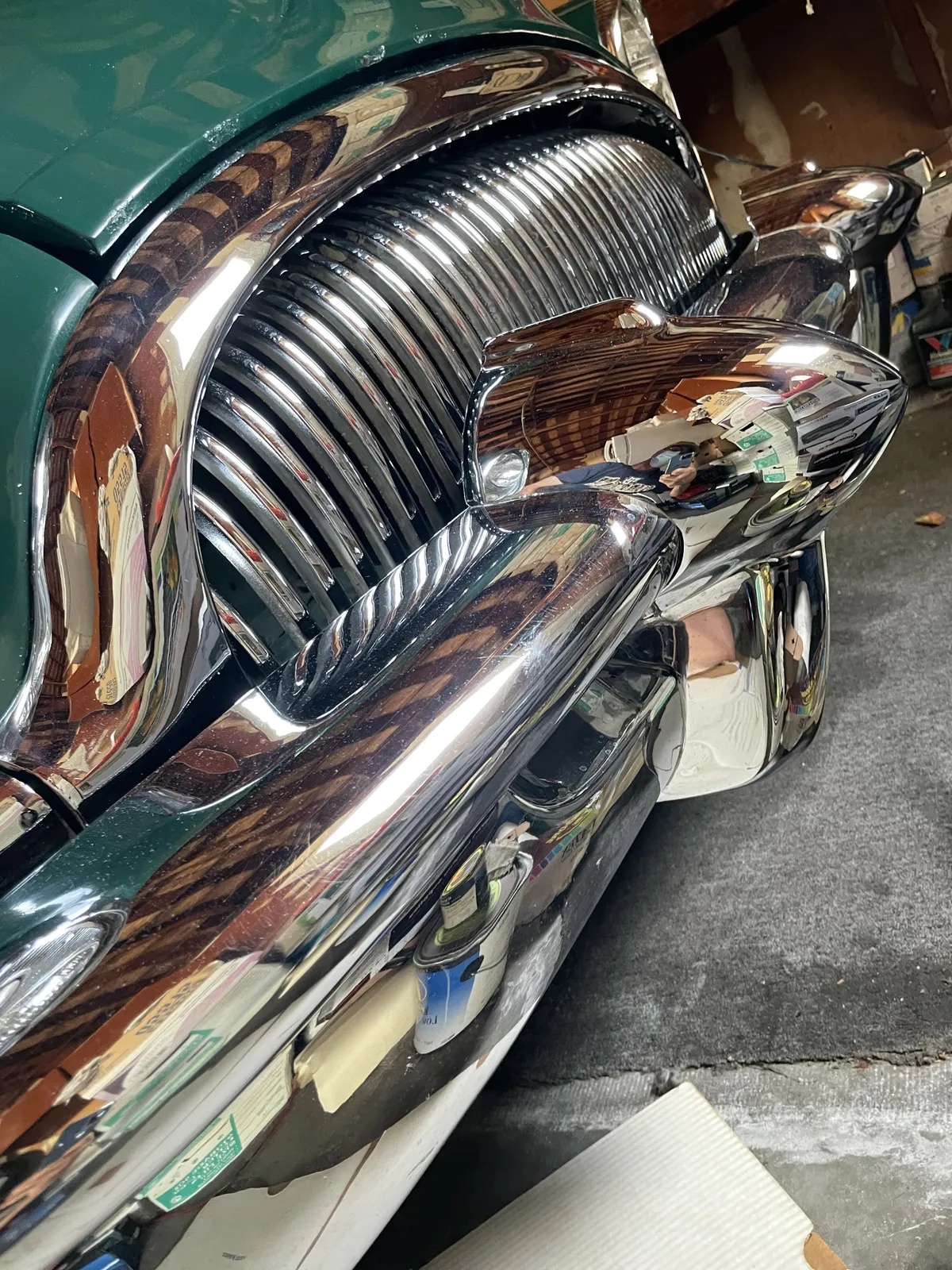 Buick-Roadmaster-1954-2-Tone-White-On-Forest-Green-16