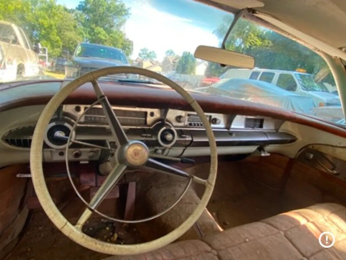 Buick-Roadmaster-1957-Pink-Salmon-13