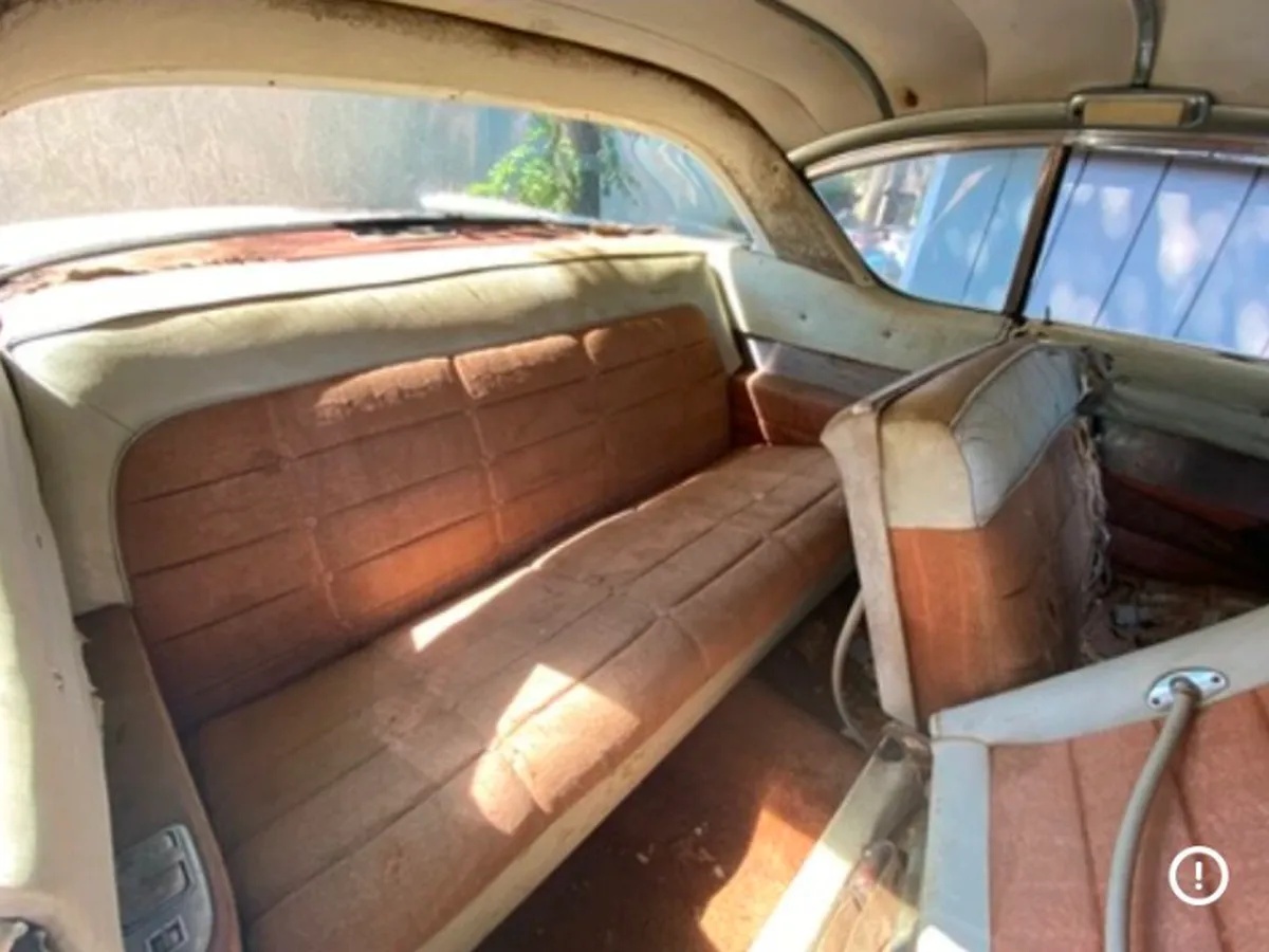 Buick-Roadmaster-1957-Pink-Salmon-14