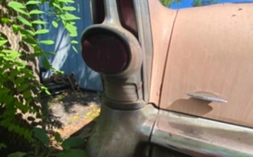 Buick-Roadmaster-1957-Pink-Salmon-9