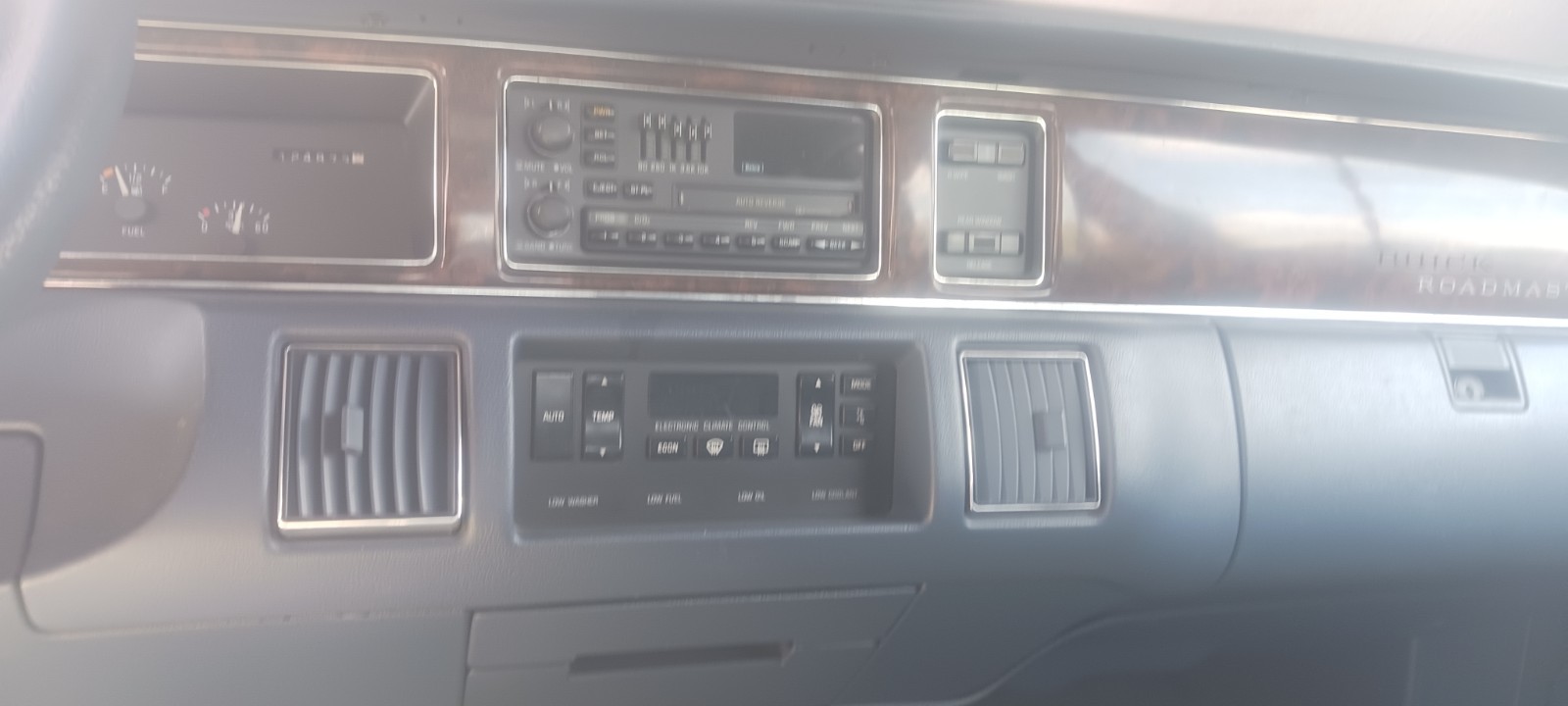 Buick-Roadmaster-1992-Wagon-12