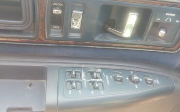 Buick-Roadmaster-1992-Wagon-21