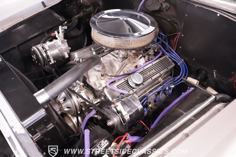 Buick-Special-1956-Purple-Gray-Gray-30