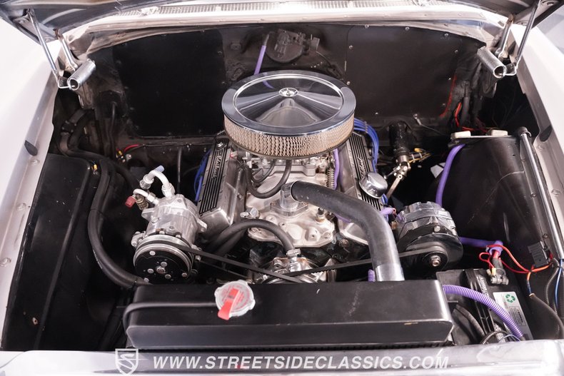 Buick-Special-1956-Purple-Gray-Gray-31