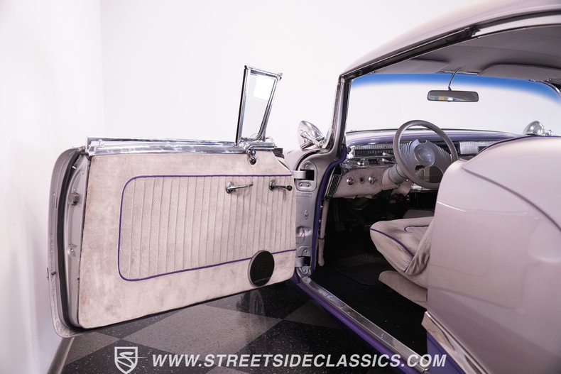 Buick-Special-1956-Purple-Gray-Gray-33