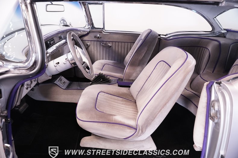 Buick-Special-1956-Purple-Gray-Gray-35