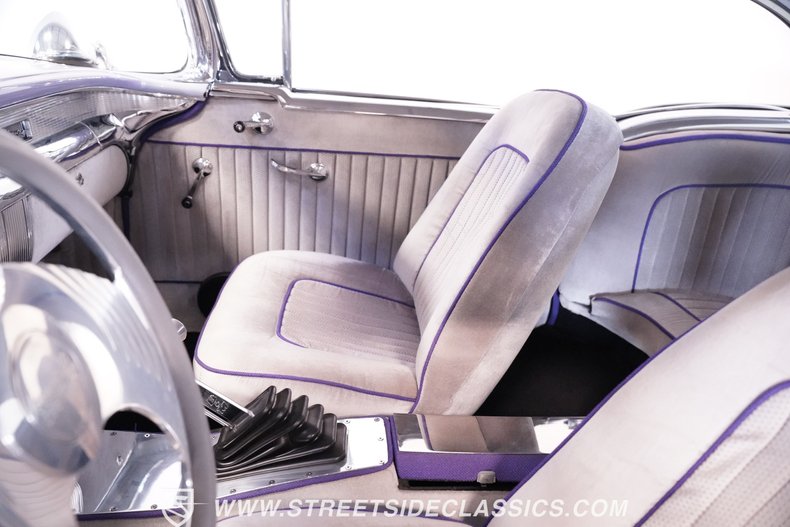 Buick-Special-1956-Purple-Gray-Gray-37