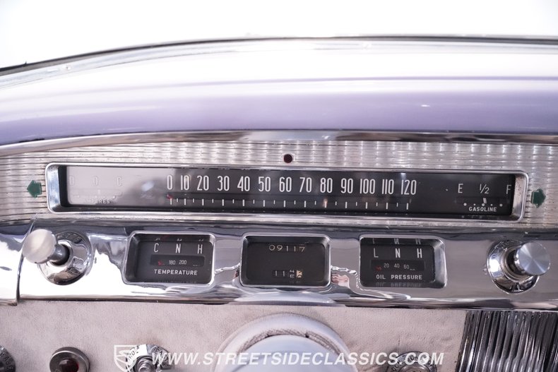 Buick-Special-1956-Purple-Gray-Gray-40