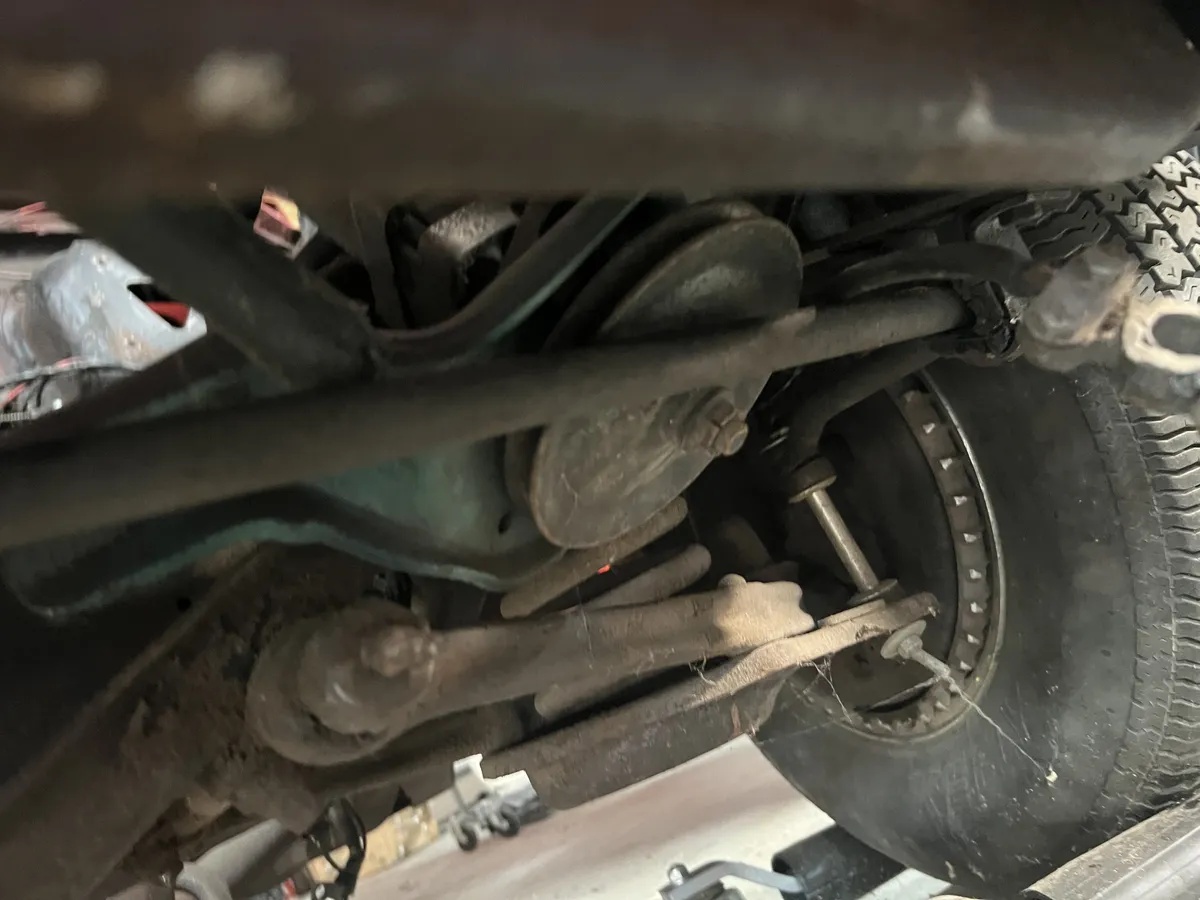 Buick-Super-1958-Seminole-Red-White-Black-And-Silver-12